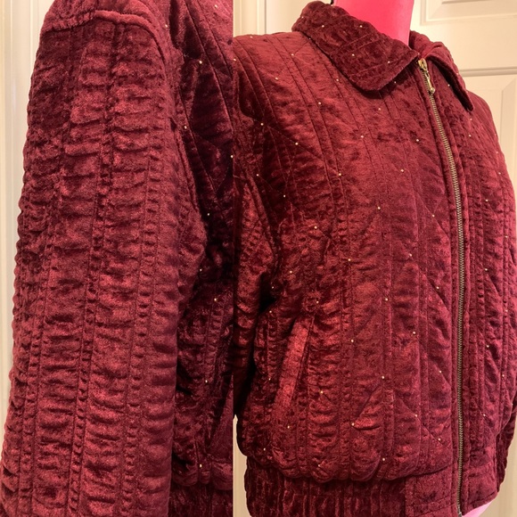 Vintage coat w/ruching & gold bead detailing - Picture 3 of 7